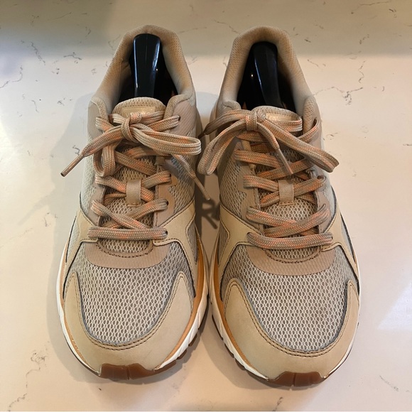 Vionic Tokyo Beige Low Lace 1st Ray Technology Fashion Sneakers Women's Size 11 - Picture 4 of 11